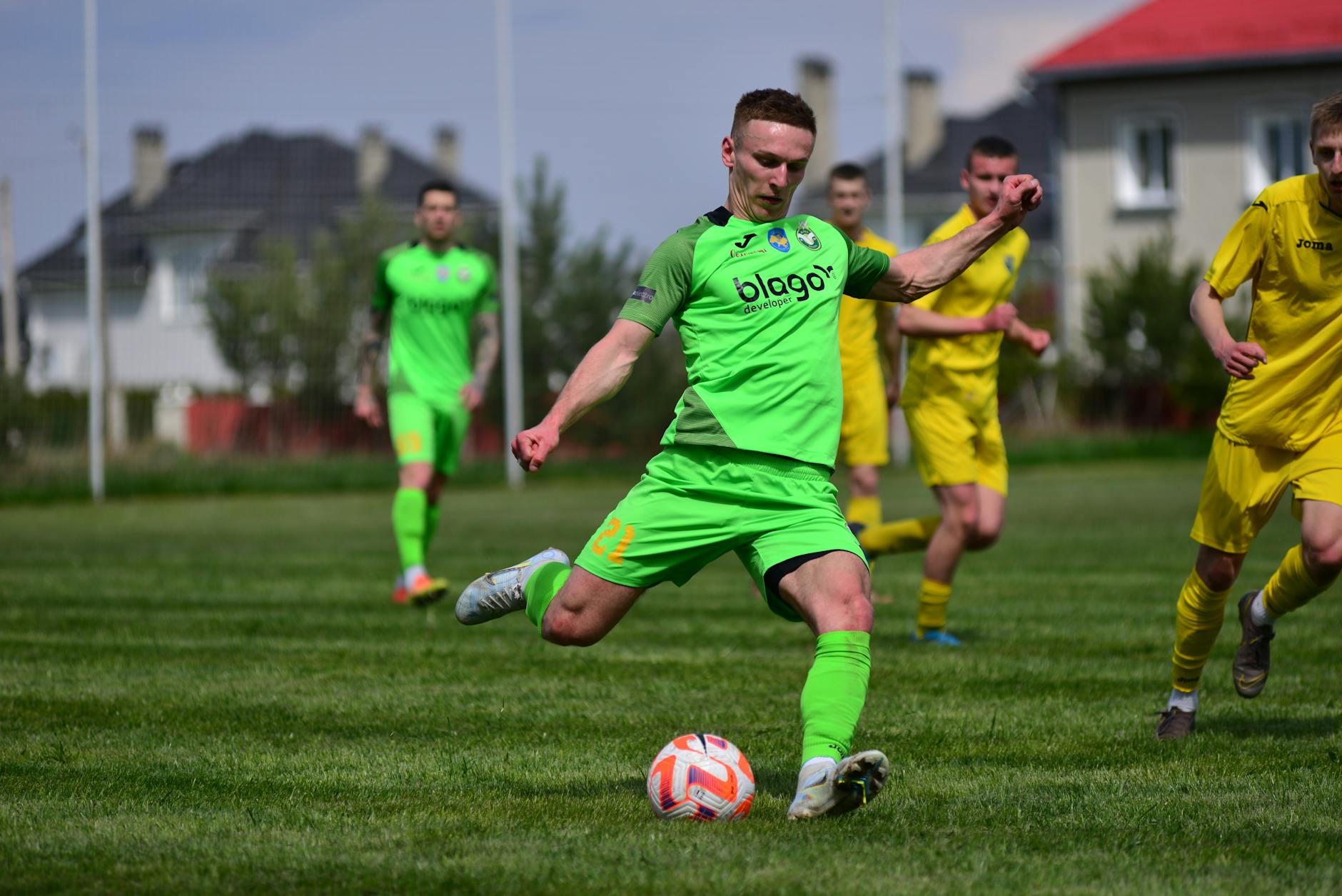 Zawodnicy FOGO Unii Leszno podczas meczu PGE Ekstraligi, walczący o awans do play-off